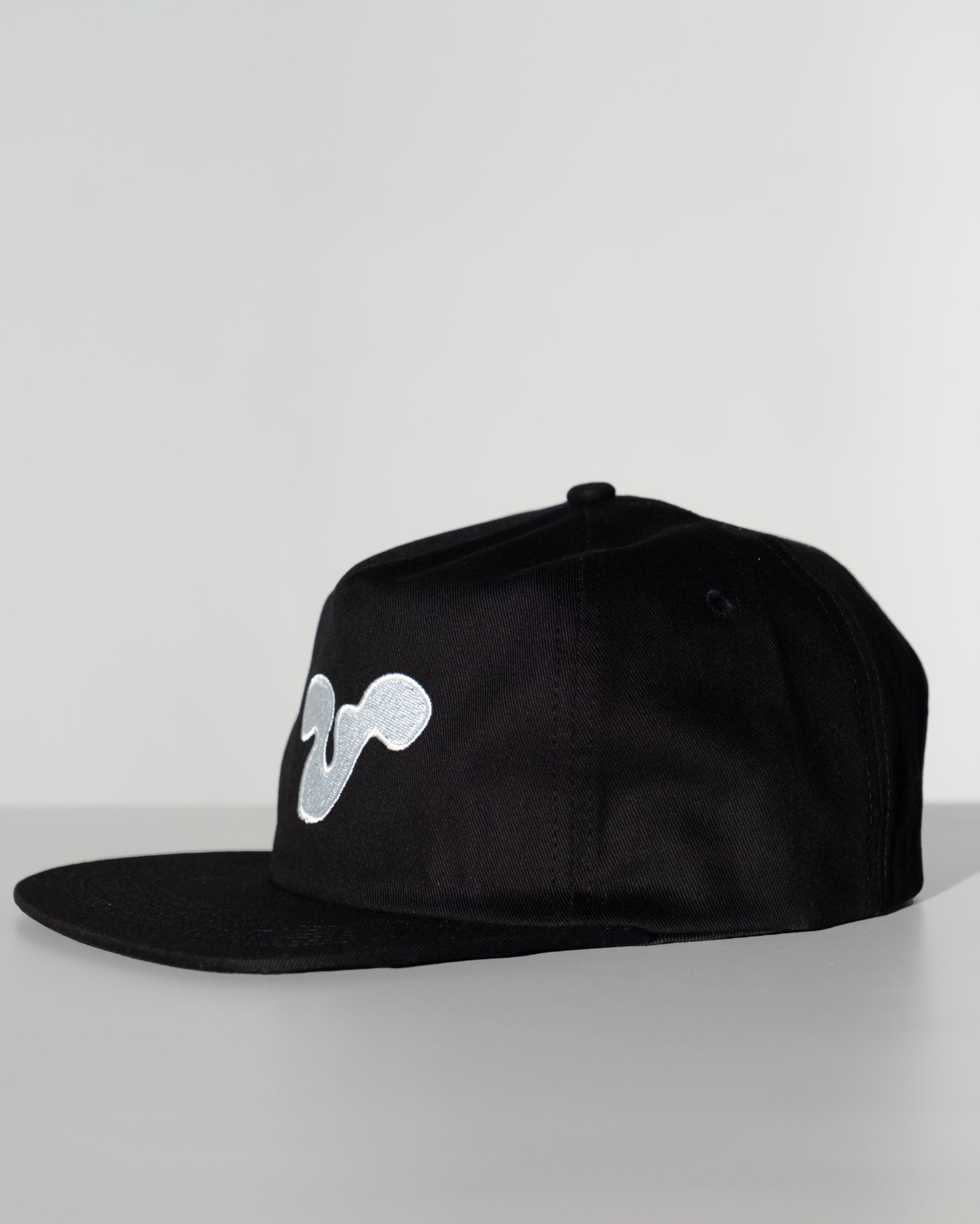 STAPLE HAT (Black)